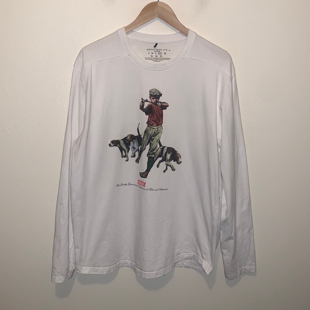 Akoo White Graphic T Shirt